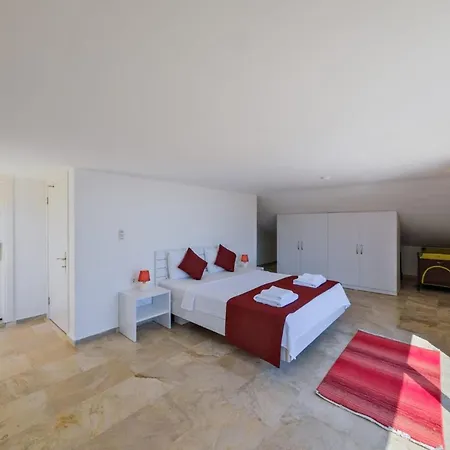 Lumiere 3 Luxurious 5 Bed In Kiziltas With Sea Views