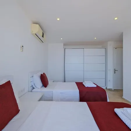 Lumiere 3 Luxurious 5 Bed In Kiziltas With Sea Views