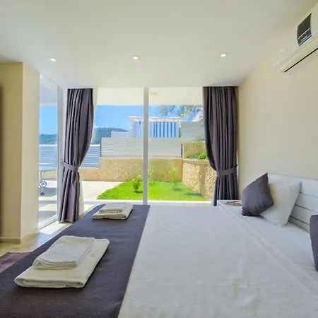 Lumiere 3 Luxurious 5 Bed In Kiziltas With Sea Views Villa Kalkan